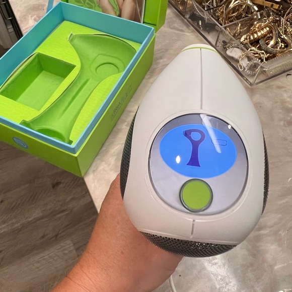 Bath & Body Tria Beauty Laser Hair Removal Gun Tool At Home Kit With